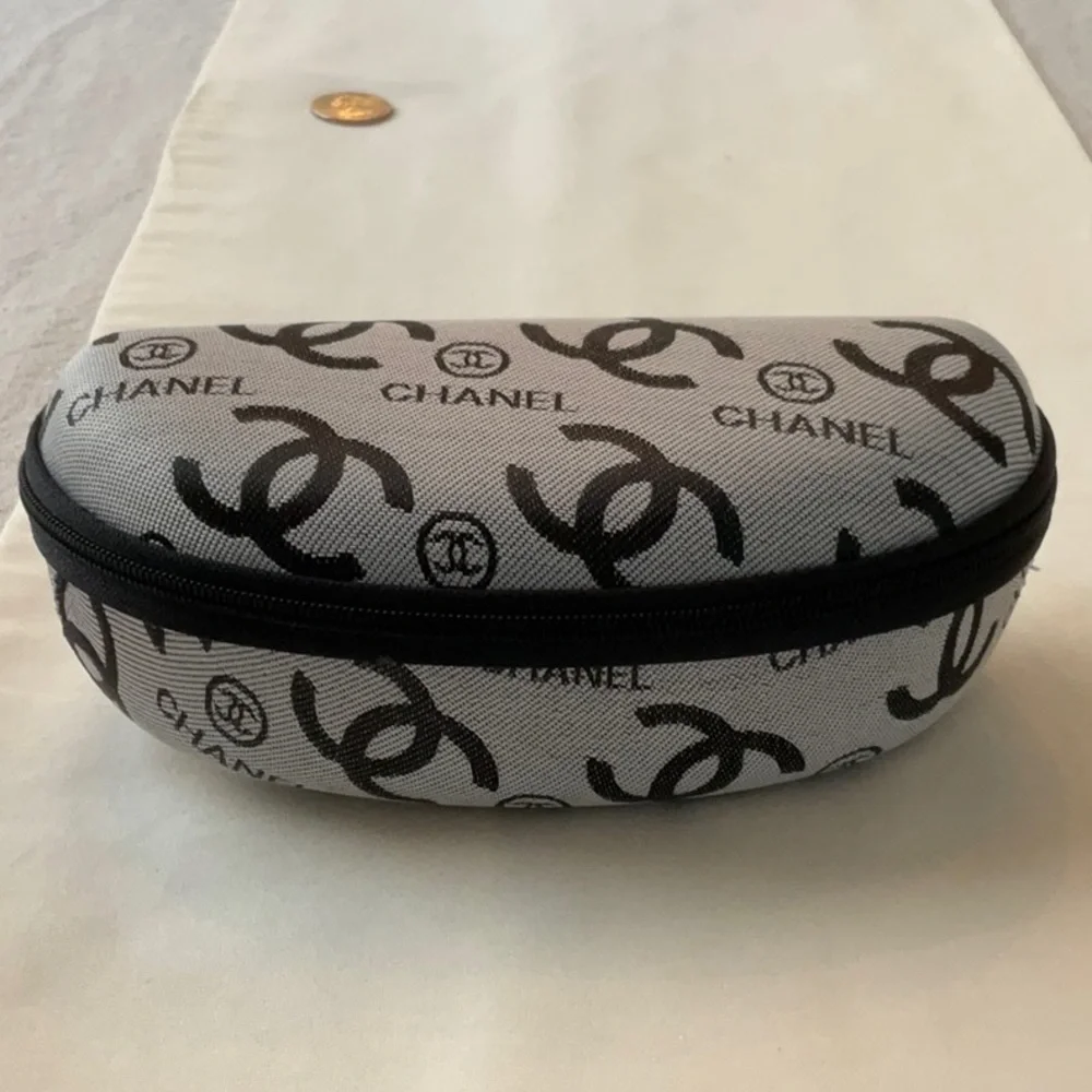 Eyeglass Case - Picture 1 of 6